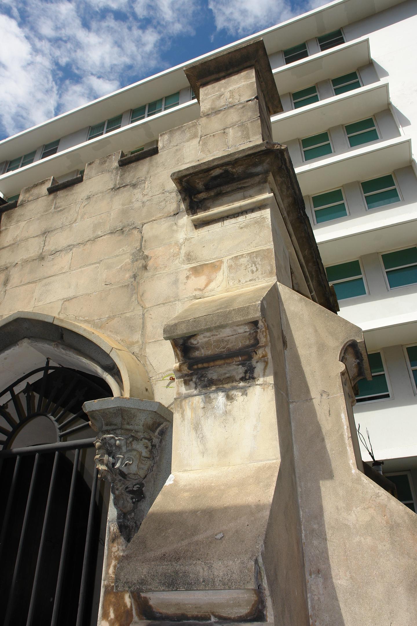 Capilla Nuestra Señora de Lourdes - San Juan (Miramar) - 2011 00058